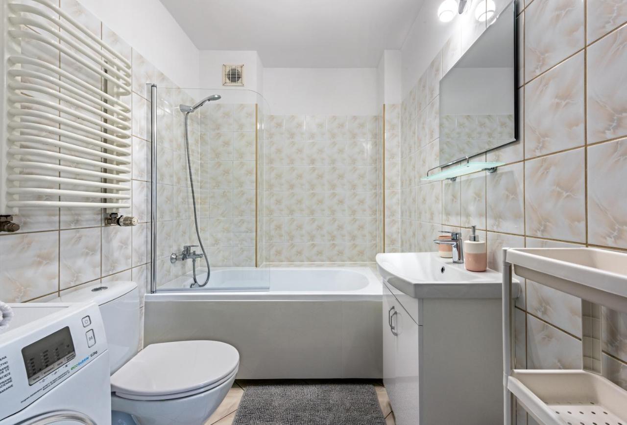 Ap. Olimpia 1 Pok. 2 Osoby, Downtown, Free Parking Apartment Krakow Exterior photo